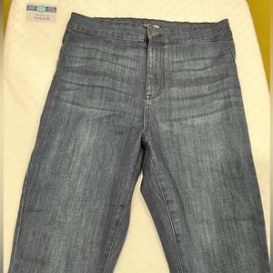 Fashion Nova High-Rise Jeans